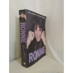 Ronnie by Ronnie Wood Autobiography Rolling Stones Paper Back Book Pictures‎